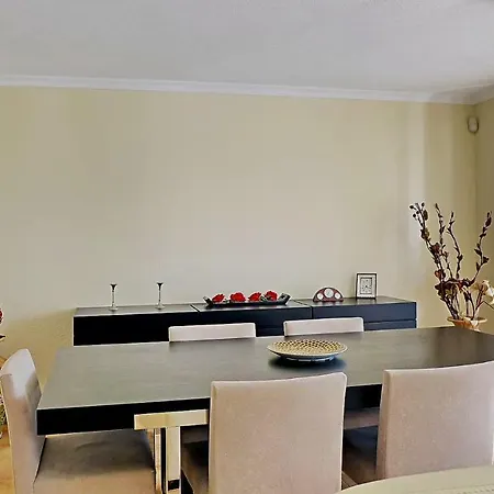 A Spacious 4 Bedroom Townhouse
