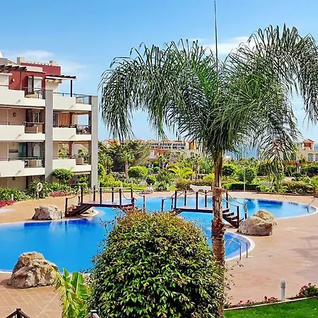 A Spacious 4 Bedroom Townhouse Los Cristianos (Tenerife)
