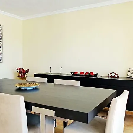 Lägenhet A Spacious 4 Bedroom Townhouse