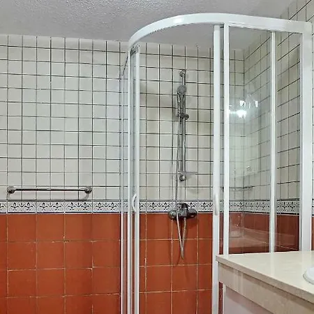 A Spacious 4 Bedroom Townhouse * لوس كريستيانوس