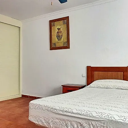 شقة A Spacious 4 Bedroom Townhouse *