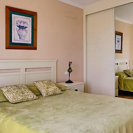 A Spacious 4 Bedroom Townhouse * Los Cristianos