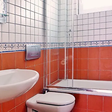 A Spacious 4 Bedroom Townhouse *